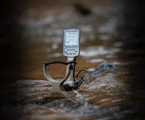 Samsun Minelab X-Terra Elite - Su geçirmez gövde